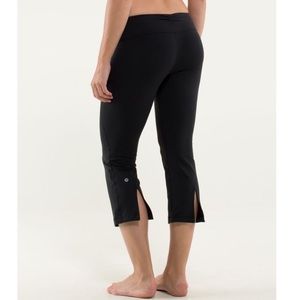 Lululemon Gather and Crow Crop Pants Black 6